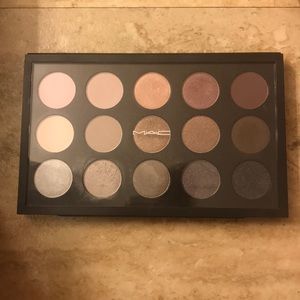 Mac x15 cool neutral eyeshadow palette